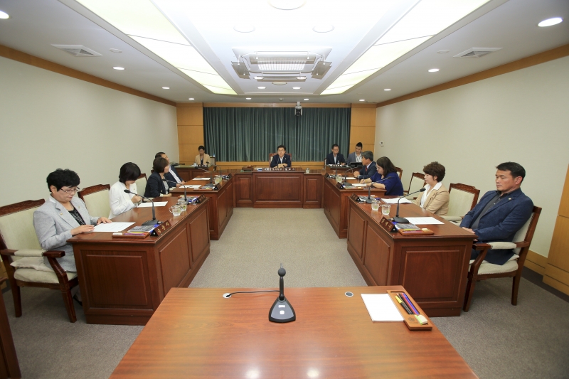 20180704-042[AP7U6892-제223회 임시회 제1차 의회운영위원회 활동.JPG