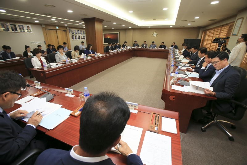 20180627-034[AP7U6435-제8대 구미시의회 의원 당선자 오리엔테이션.JPG