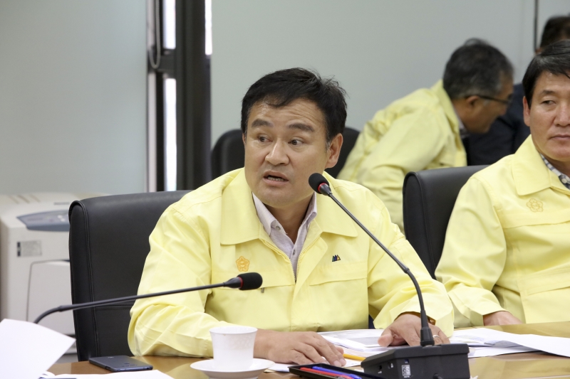 20180713-030[536A0366-제224회 임시회시 전체의원 구미상공회의소 방문.JPG