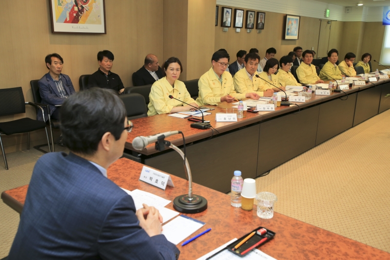 20180713-065[AP7U7816-제224회 임시회시 전체의원 구미전자정보기술원 방문.JPG