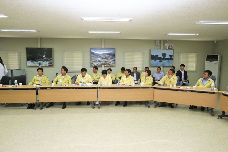 20180713-084[AP7U7829-제224회 임시회시 전체의원 구미5국가산업단지 방문.JPG