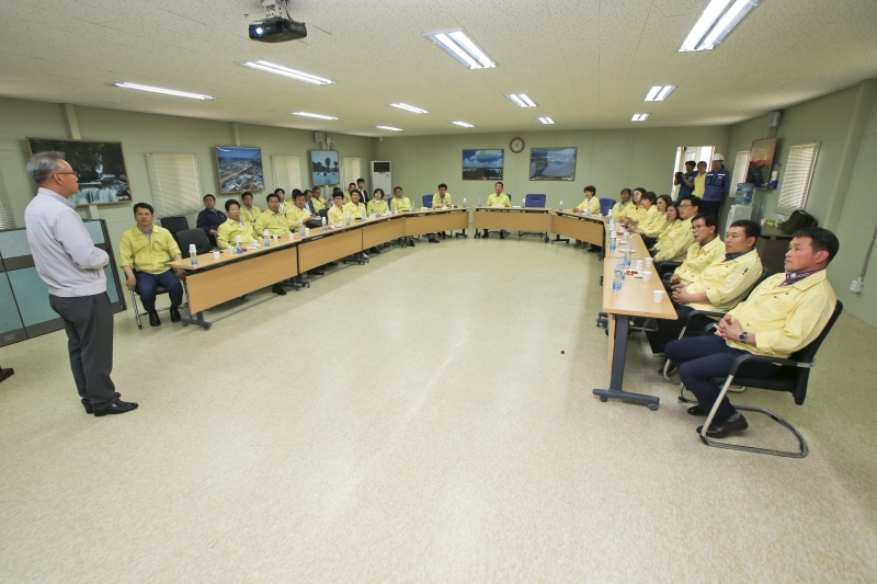 20180713-080[AP7U7824-제224회 임시회시 전체의원 구미5국가산업단지 방문.JPG