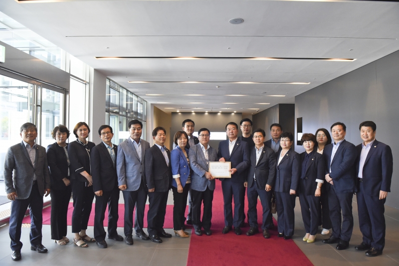 20180731-023[DSC_2028-구미시의회 의원 삼성전자 네트워크 사업부 이전 관련 삼성전자 수원 본사 방문.JPG