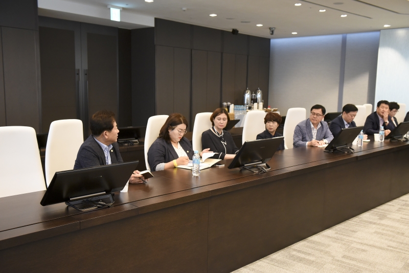 20180731-005[DSC_1796-구미시의회 의원 삼성전자 네트워크 사업부 이전 관련 삼성전자 수원 본사 방문.JPG