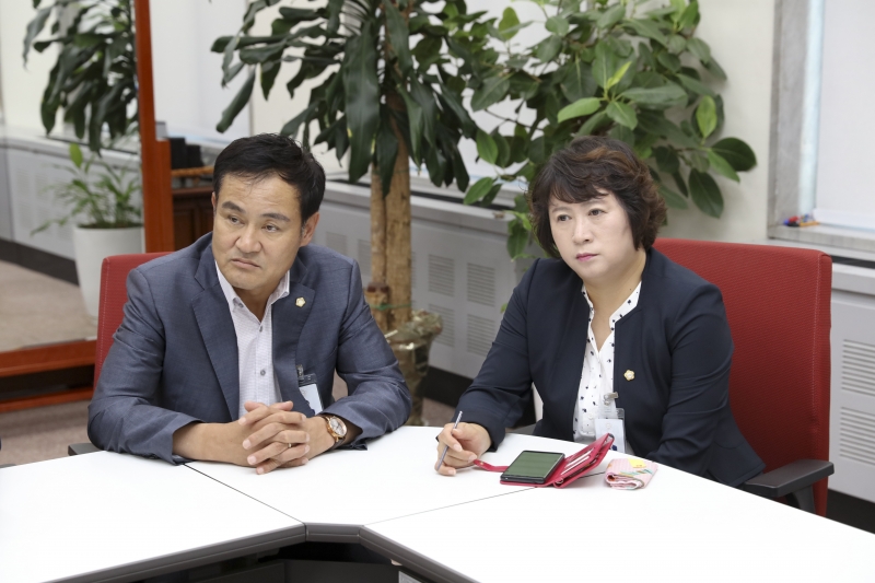 20180731-042[IMG_0864-구미시의회 의원 삼성전자 네트워크 사업부 이전 관련 국회 방문.JPG