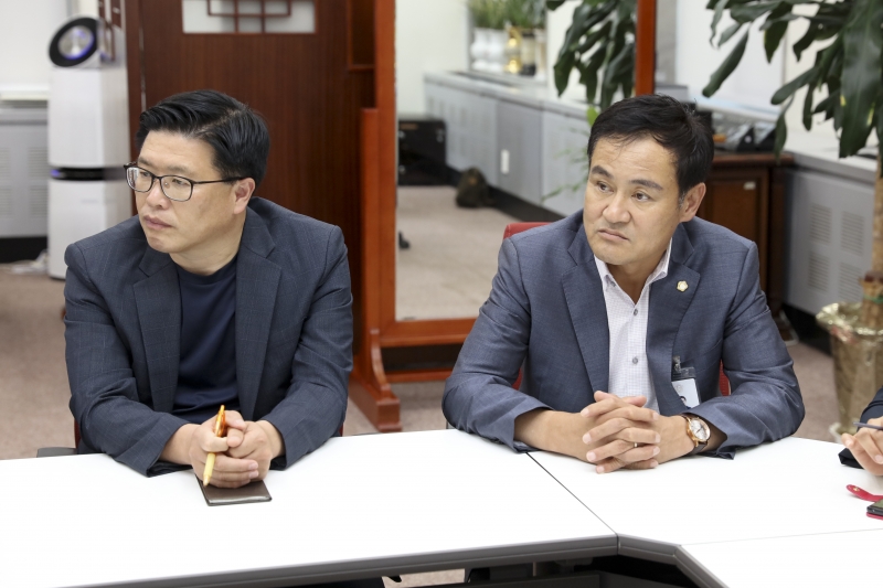 20180731-040[IMG_0862-구미시의회 의원 삼성전자 네트워크 사업부 이전 관련 국회 방문.JPG