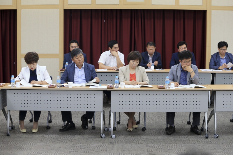 20180822-022[AP7U9074-구미시의회 의원들과 장세용 구미시장 간담회.JPG