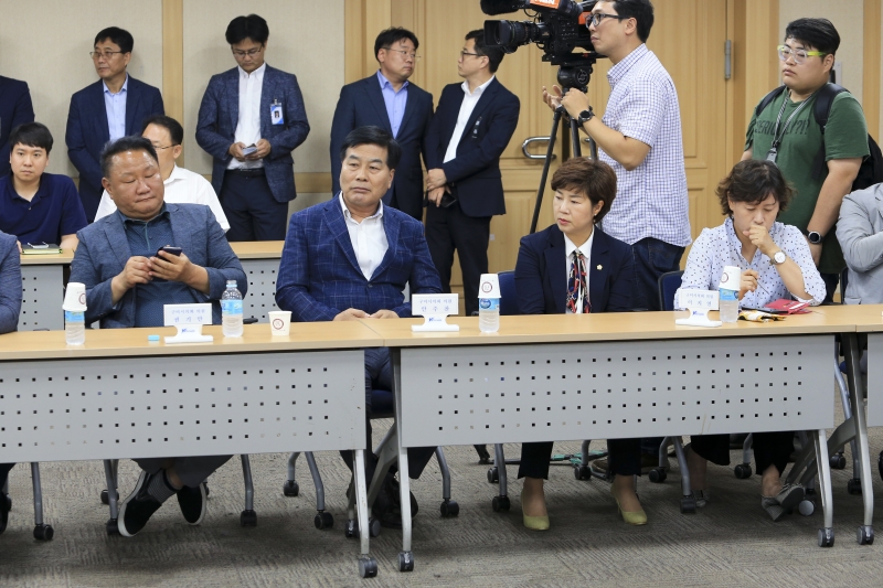 20180823-090[AP7U9337-경사북도 구미시와 (주)ACD 투자양해각서 체결식.JPG