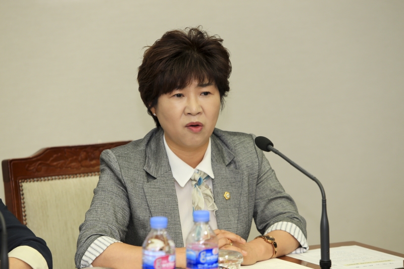 20180905-030[AP7U0192-제225회 정례회 의회운영위원회 소관 행정사무감사 활동.JPG