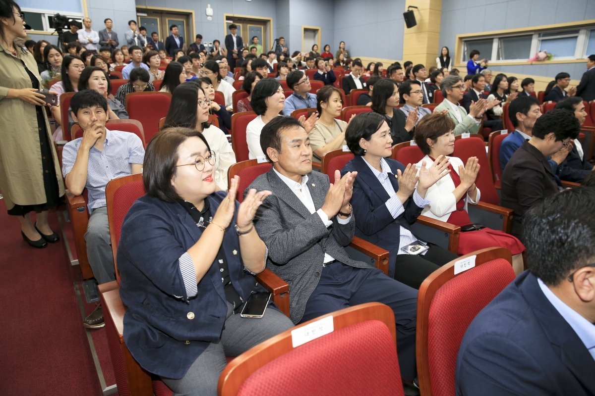 20180919-060[AP7U1608-제19회 사회복지의 날 기념식.JPG