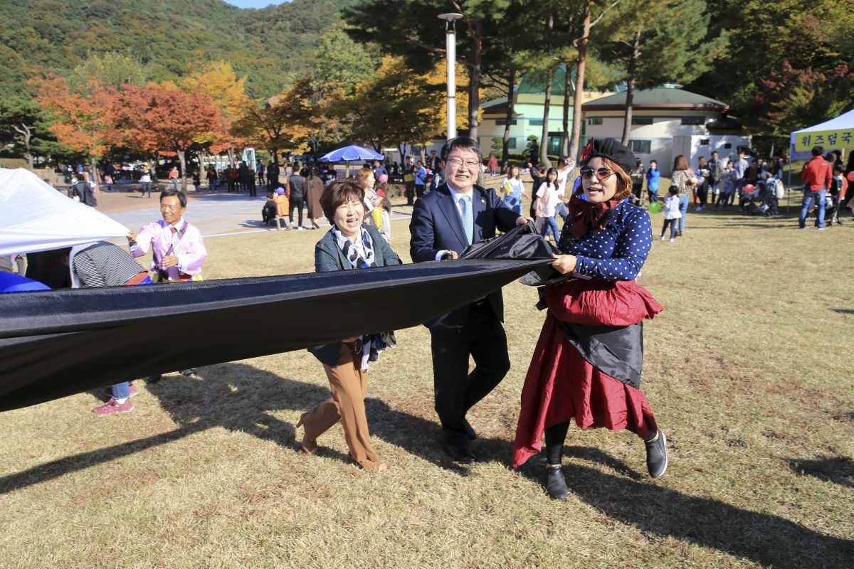 20181020-043[AP7U3766-2018 동화축제.JPG