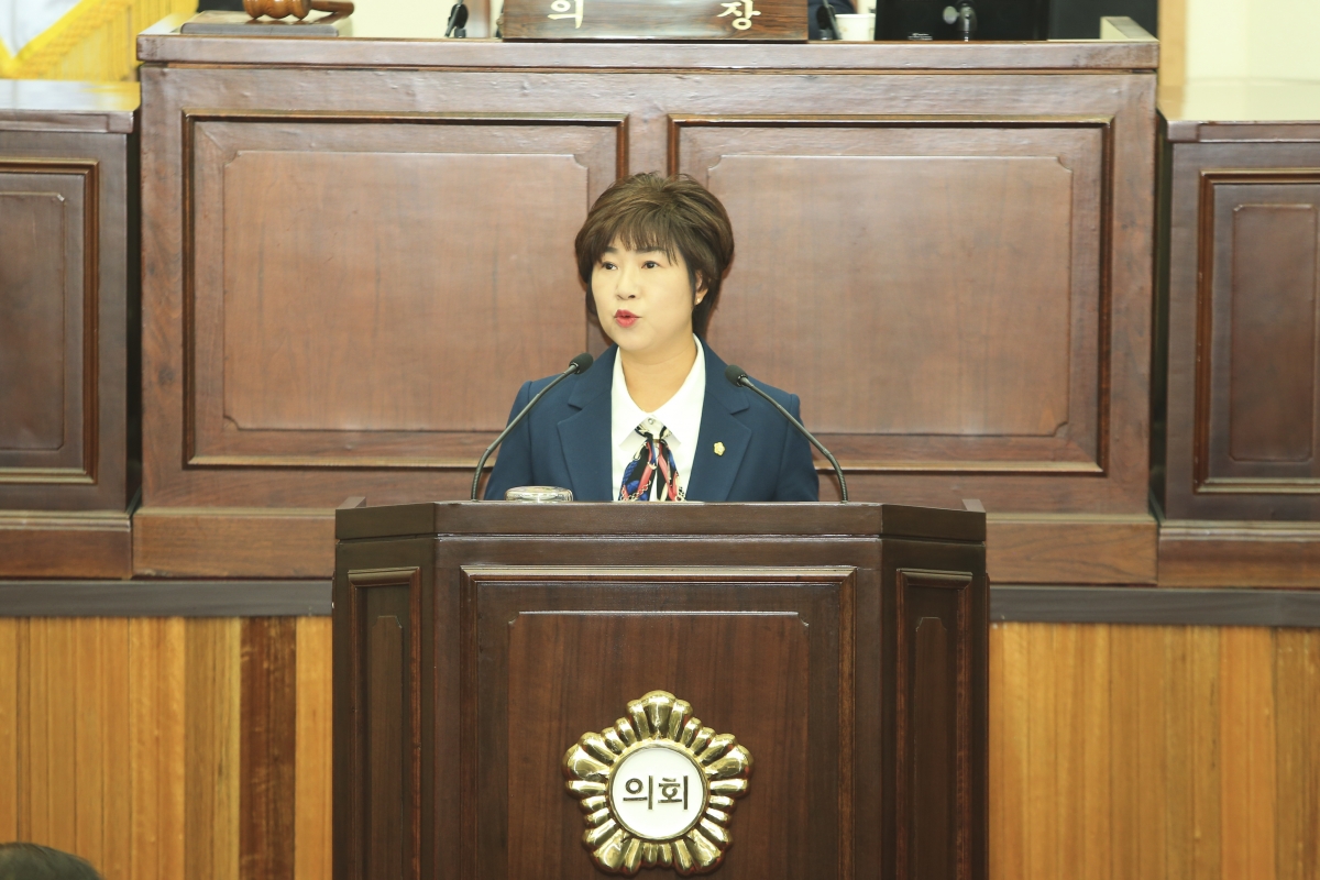 20181022-013[AP7U3940-제226회 임시회 제1차 본회의시 장미경 의원 5분 자유발언.JPG