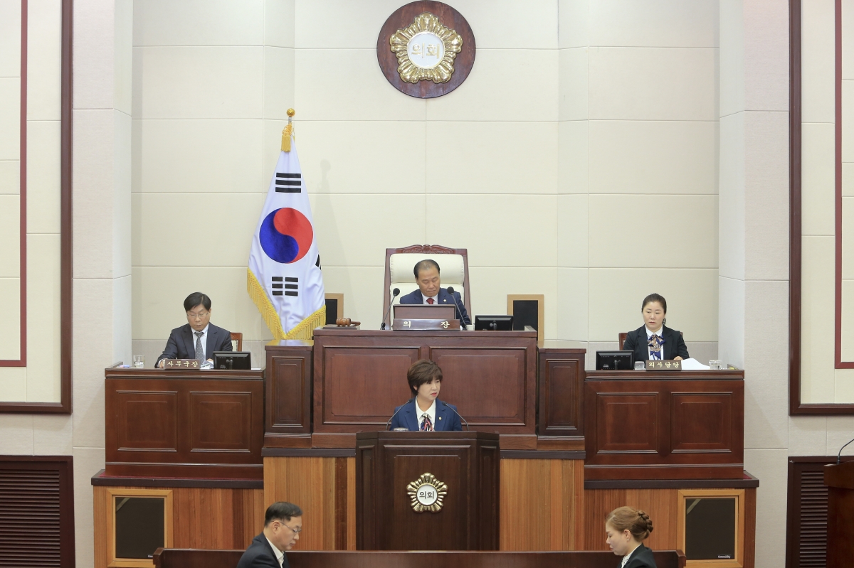 20181022-017[AP7U3948-제226회 임시회 제1차 본회의시 장미경 의원 5분 자유발언.JPG