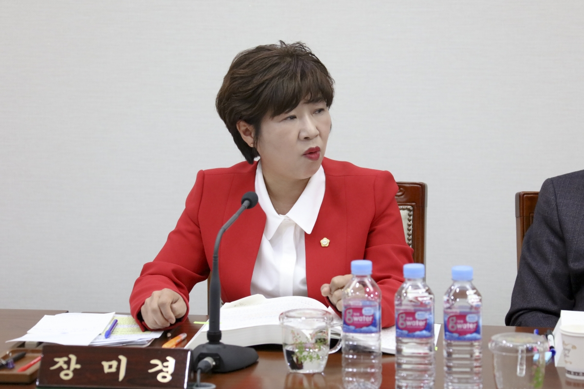 20181023-050[IMG_1746-제226회 임시회 기획행정위원회 소관 2019년도 주요업무계획안 청취.JPG