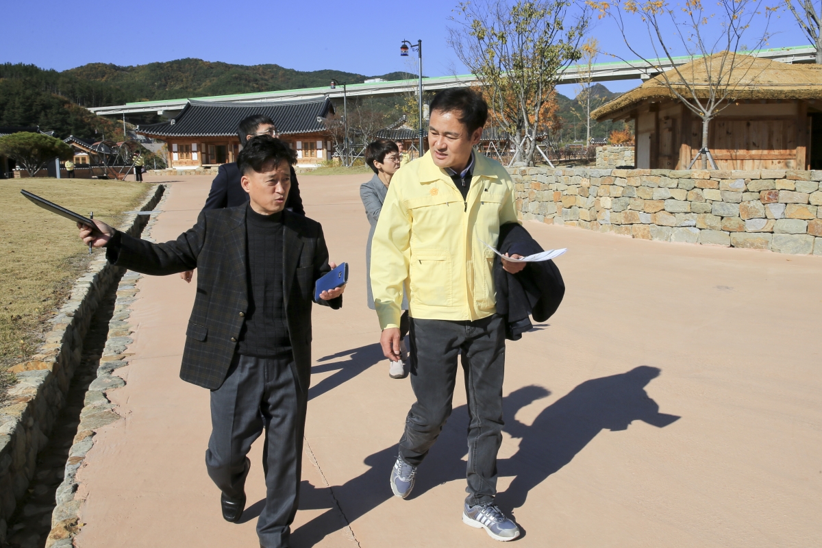 20181030-033[AP7U5113-제226회 임시회시 전체의원 신라불교초전지 현장방문.JPG