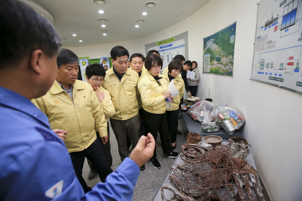 20181030-074[AP7U5210-제226회 임시회시 전체의원 환경자원화시설 현장방문.JPG
