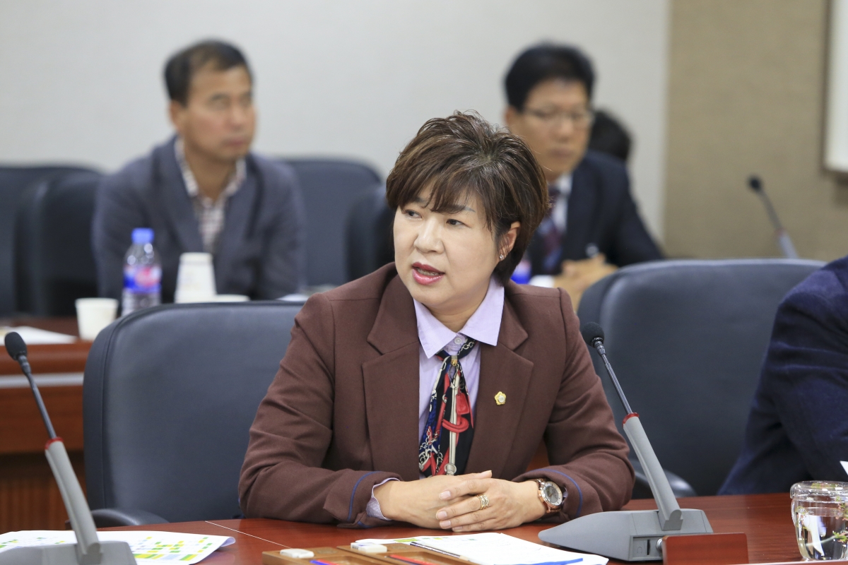 20181107-057[AP7U6159-구미시의회 전체의원 간담회.JPG