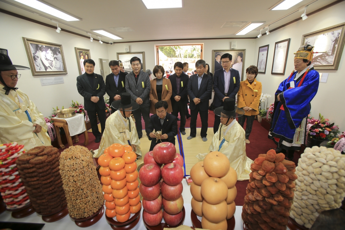 20181114-022[AP7U6605-박정희대통령 탄생 101돌 숭모제.JPG