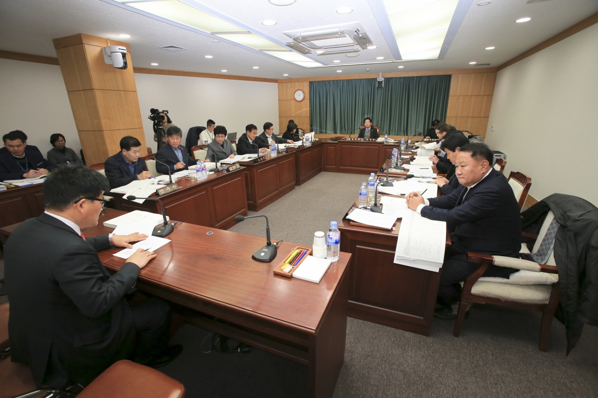 20181213-002[AP7U9571-제227회 제2차 정례회 예산결산특별위원회 2018년도 제3회 추가경정예산안 및 기금운용계획안 심사활동.jpg