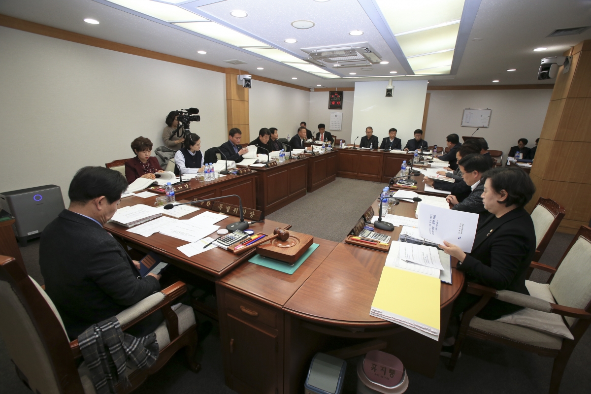 20181213-005[AP7U9578-제227회 제2차 정례회 예산결산특별위원회 2018년도 제3회 추가경정예산안 및 기금운용계획안 심사활동.jpg