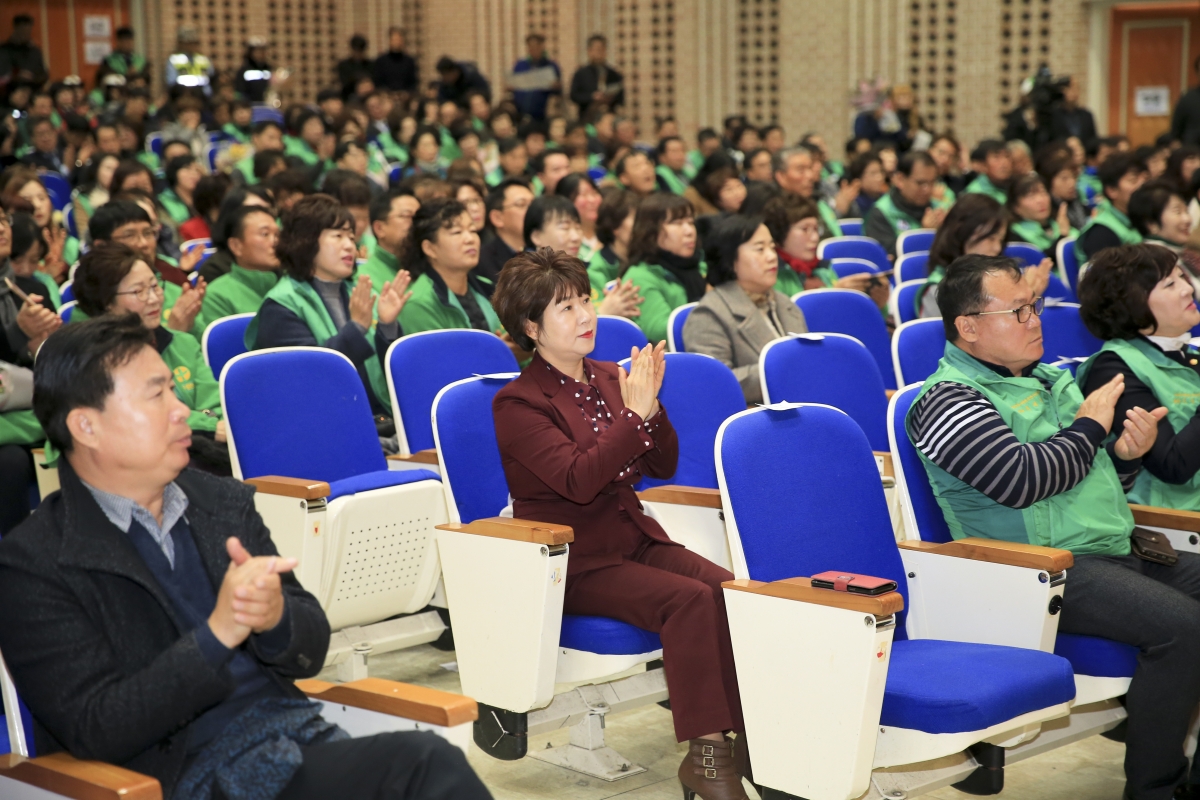 20181219-021[AP7U9930-2018 구미시 새마을지도자 평가대회.jpg