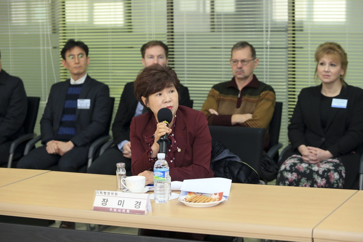 20190129-024[AP7U2016-제228회 임시회 기획행정위원회 대구경북영어마을 현장방문.jpg