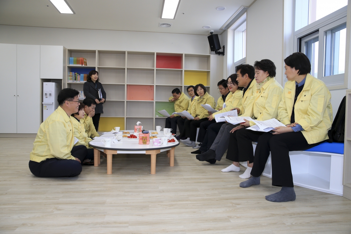 20190312-054[AP7U3659-제229회 임시회 기획행정위원회 구미시 가족행복플라자 방문.jpg