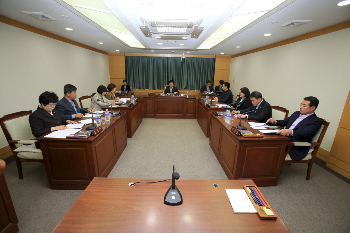 20190415-015[AP7U5701-폐회중 의회운영위원회 활동.jpg