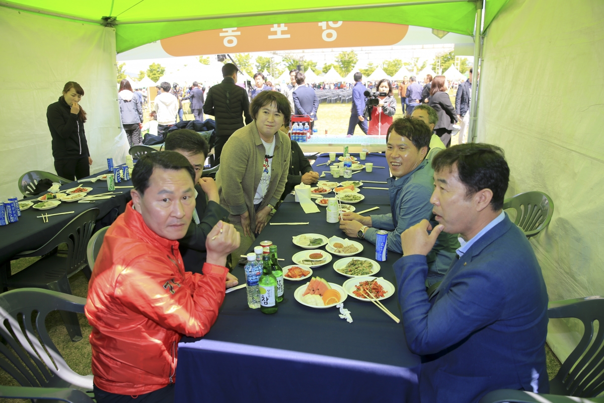 20190427-041[AP7U6768-제27회 LG기 주부배구대회.jpg