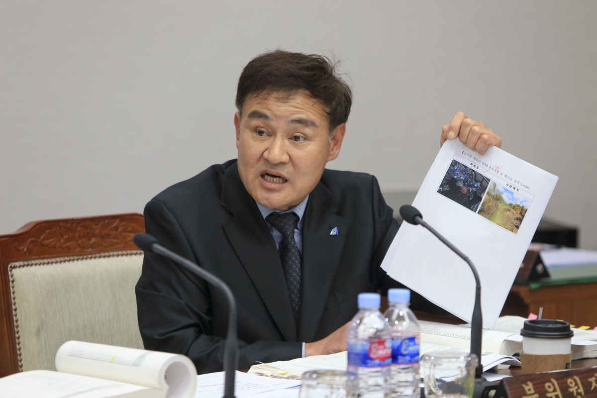 20190430-058[AP7U7212-제230회 임시회 예산결산특별위원회 2019년도 제1회 추가경정예산안 심사.jpg