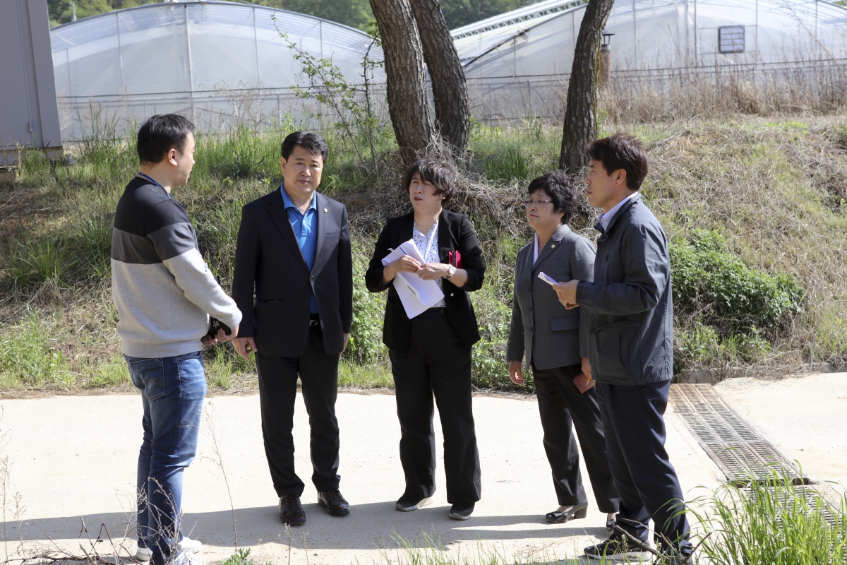 20190502-052[IMG_4024-제230회 임시회 예산결산특별위원회 제1회 추경예산안 관련 선산읍 신기리 현장방문.jpg