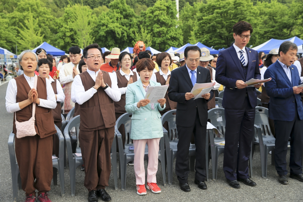20190504-008[AP7U7354-불기 2563년 부처님 오신날 봉축 법요식.jpg