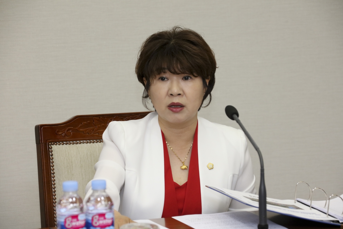 20190509-055[IMG_4065-폐회중 제3차 행정사무조사특별위원회 활동.jpg