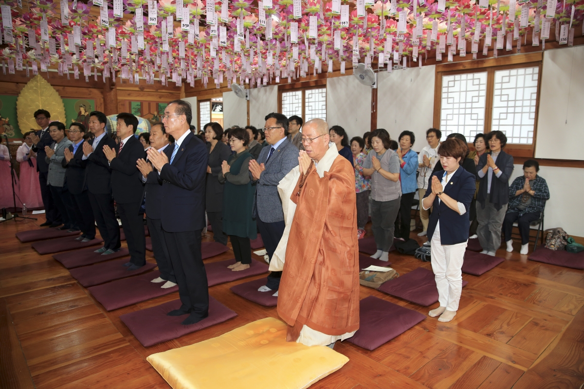 20190511-009[AP7U7610-불기 2563년 부처님오신날 봉축법요식.jpg