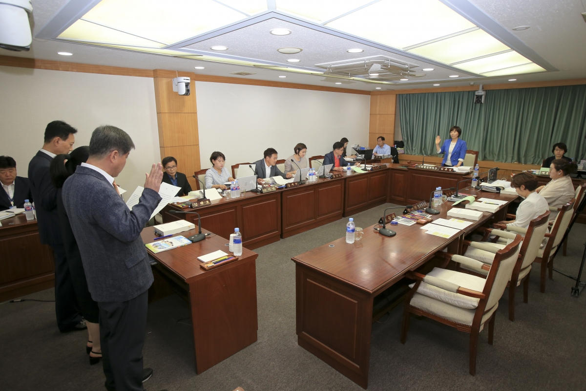 20190604-026[AP7U8624-제231회 정례회시 기획행정위원회 소관 행정사무감사 활동.jpg