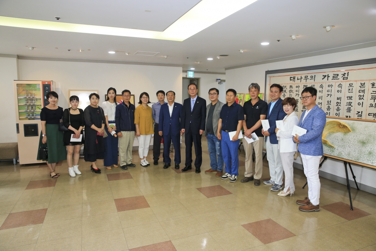 20190701-052[AP7U9956-민선 7기 출범 1주년 찾아가는 미술관.jpg