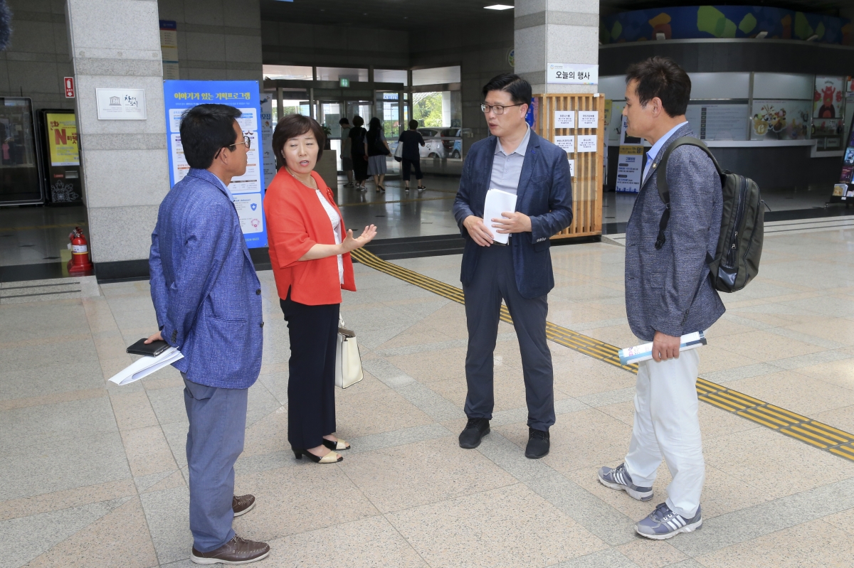 20190722-023[AP7U1165-기획행정위원회 부천문화재단 방문.jpg