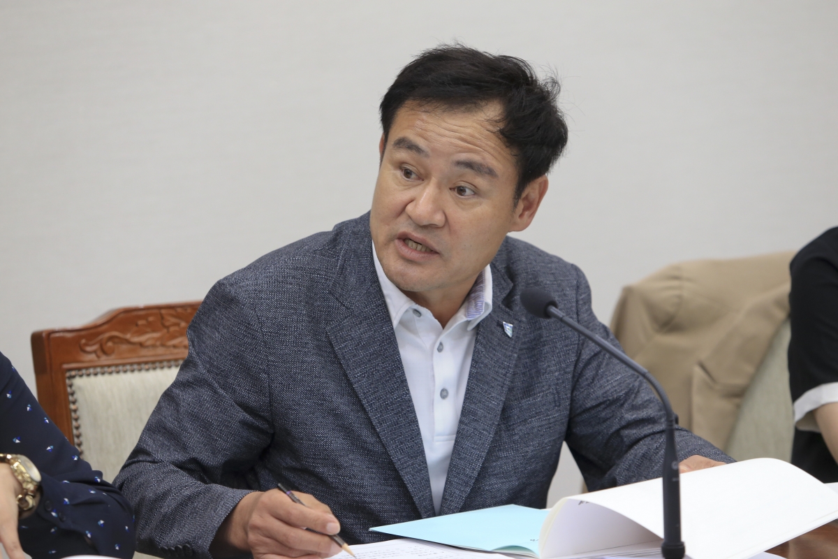 20190920-010[AP7U2962-제233회 임시회 기획행정위원회 조례안 심사활동.jpg