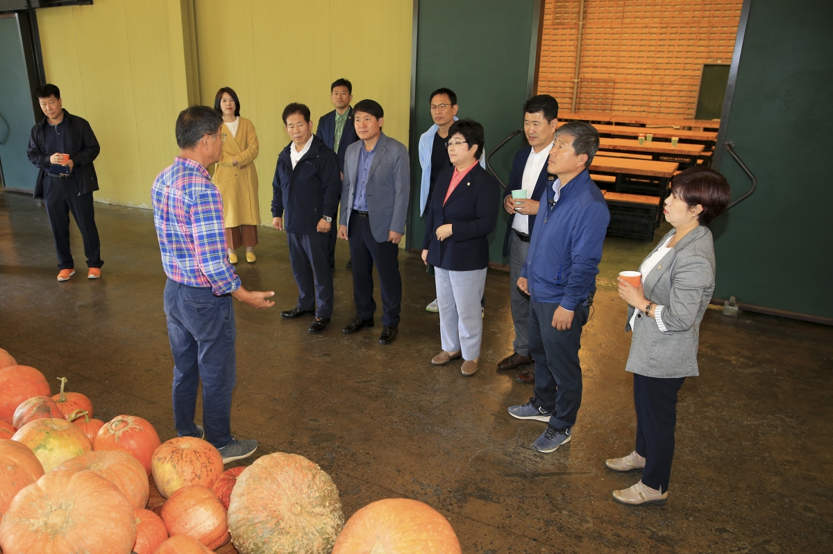 20190923-014[AP7U3358-제233회 임시회시 산업건설위원회 충남 아산시 세계꽃식물원 비교견학.jpg