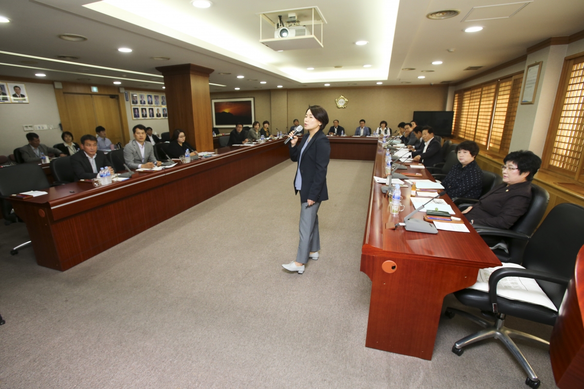 20191017-006[AP7U5402-제234회 임시회 기간중 인권교육-조정희 강사.jpg