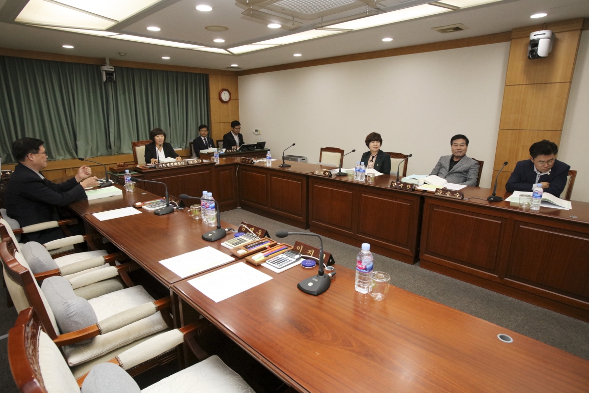 20191021-018[IMG_5352-제234회 임시회 기획행정위원회 2020년도 주요업무계획안 보고.jpg