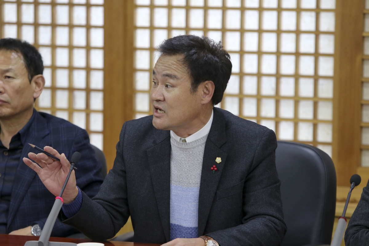 20191125-007[AP7U7769-구미시의회 전체의원 간담회.jpg