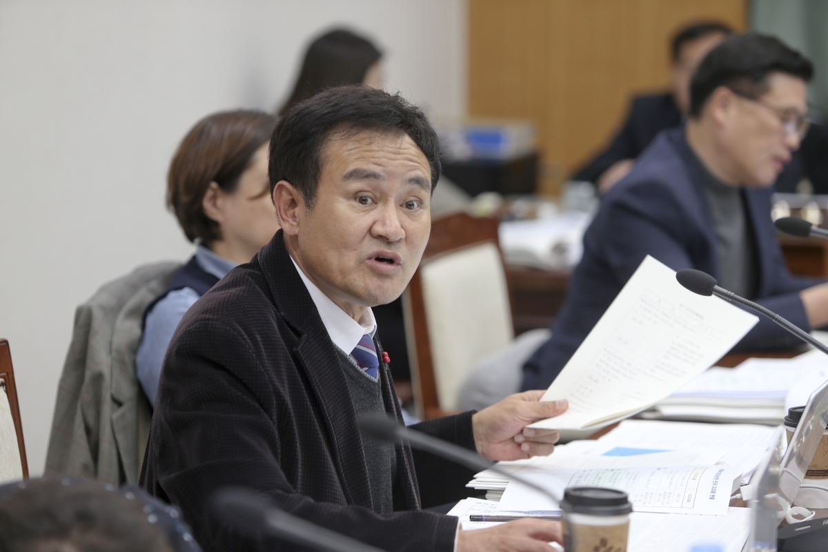 20191126-051[AP7U8216-제235회 정례회 기획행정위원회 조례안 심사활동.jpg