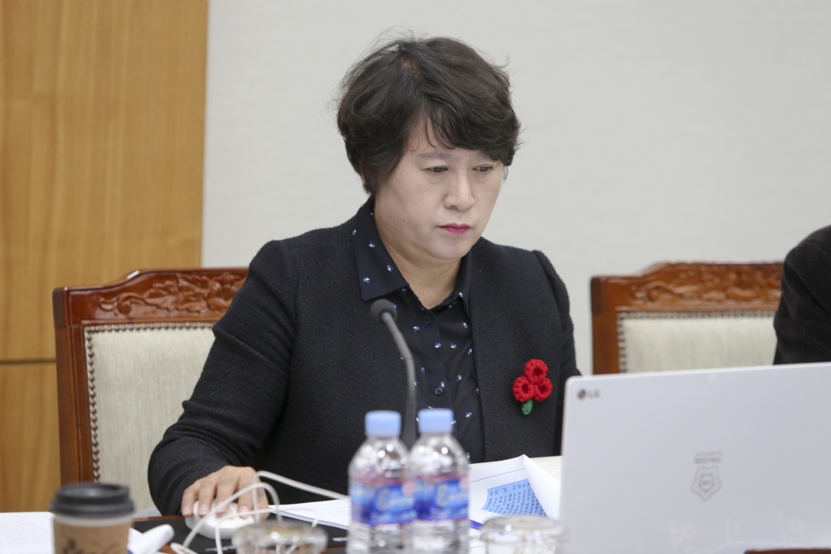 20191126-041[AP7U8059-제235회 정례회 기획행정위원회 조례안 심사활동.jpg