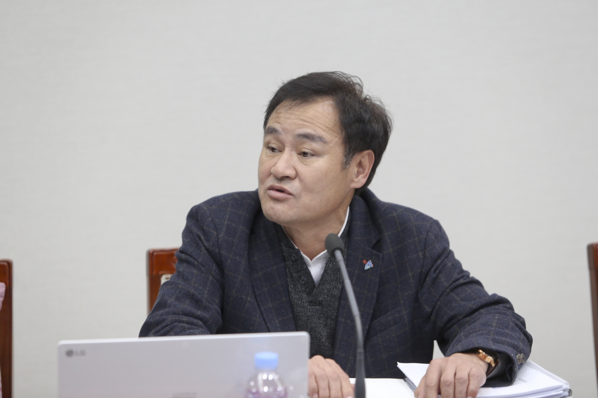 20191204-022[AP7U8893-제235회 정례회 예산결산특별위원회 2020년도 예산안 및 기금운용계획안 심사활동.jpg