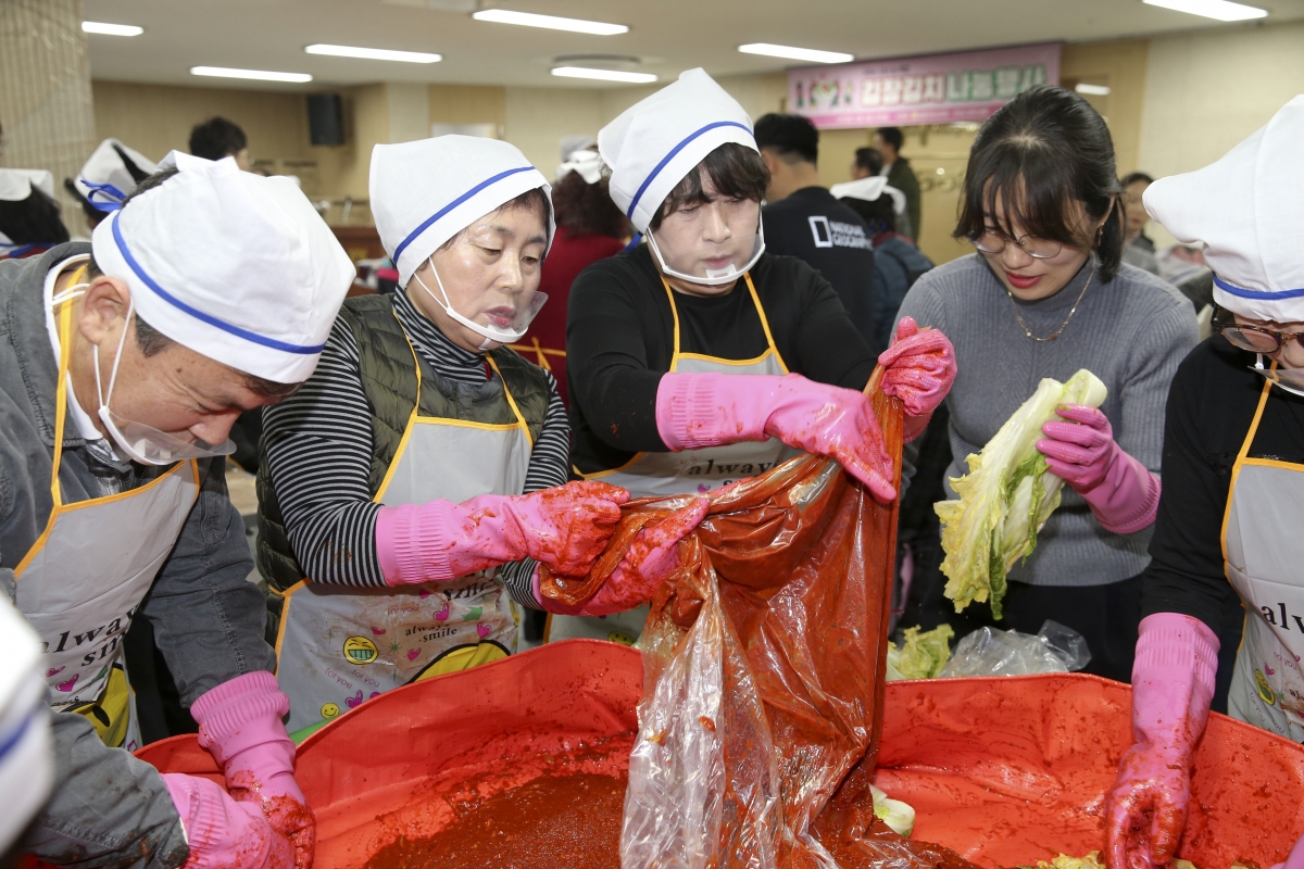 20191218-034[AP7U9888-관내 농축협 김장 나눔행사.jpg
