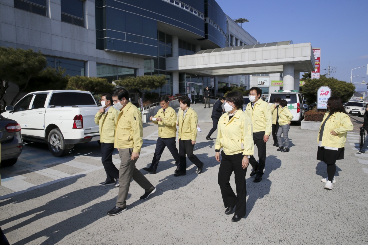 20200203-038[AP7U1022-제236회 임시회시 기획행정위원회 구미보건소 방문 신종 코로나바이러스 관련 현황청취.jpg