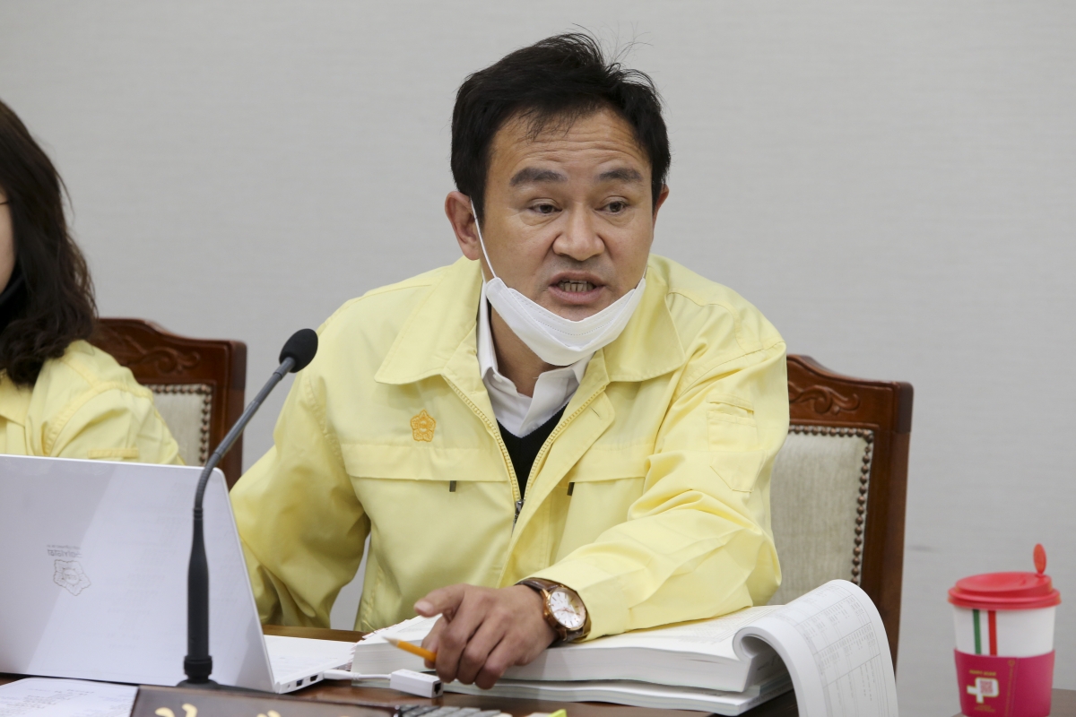 20200424-015[AP7U2539-제238회 임시회시 예산결산특별위원회 2020년도 제1회추가경정예산안 심사활동.jpg