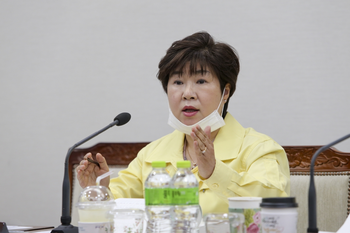 20200604-020[AP7U3715-제240회 구미시의회 제1차 정례회시 기획행정위원회 소관 행정사무감사 활동.jpg