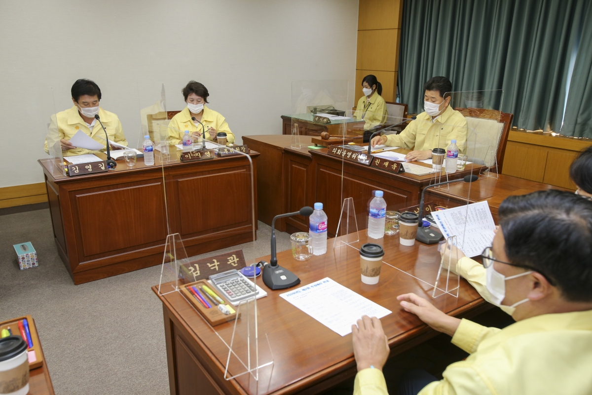 20200915-005[AP7U9211-제243회 임시회 의회운영위원회 소관 2020년도 제2회추가경정예산안 예비심사활동.JPG